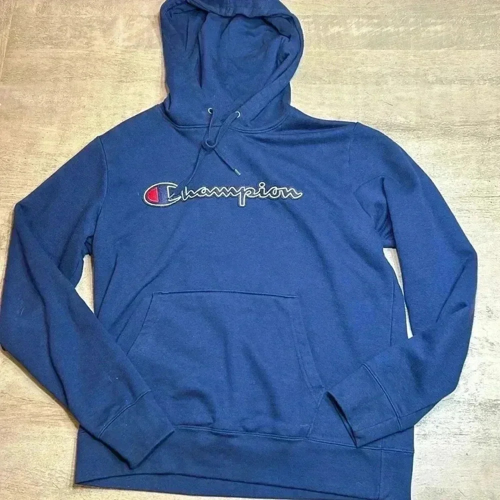Champion hoodie, excellent condition, size Medium, navy blue.